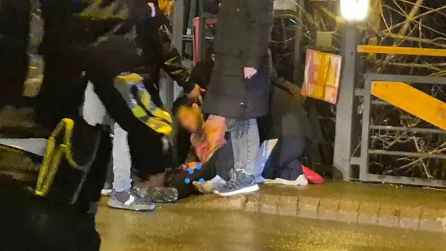 Akrabalar arasında bıçaklı kavga: 2 yaralı