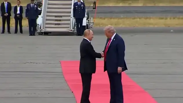 Alaska'da Tarihi Zirve! Trump İle Putin 7 Yıl Sonra İlk Kez Yüz Yüze