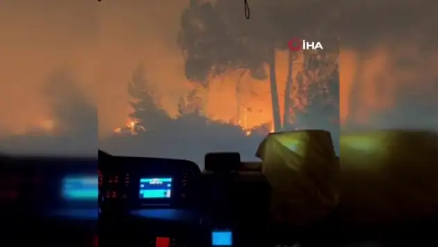 Alevlerin ortasında kaldılar: Kahraman ormancılar güçlükle kurtuldu!