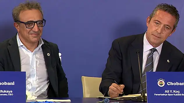 Ali Koç ve Hamdi Ulukaya'dan Chobani sponsorluk anlaşması imza töreninde kritik açıklamalar