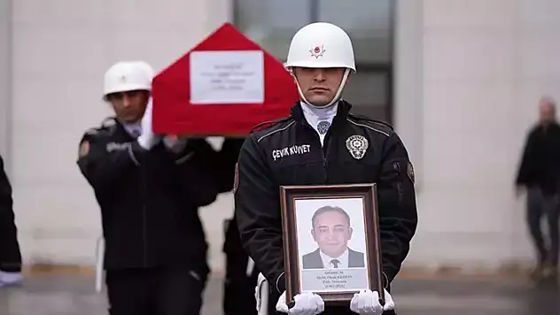 Araç muayene istasyonundaki kavgada polis memuru hayatını kaybetti