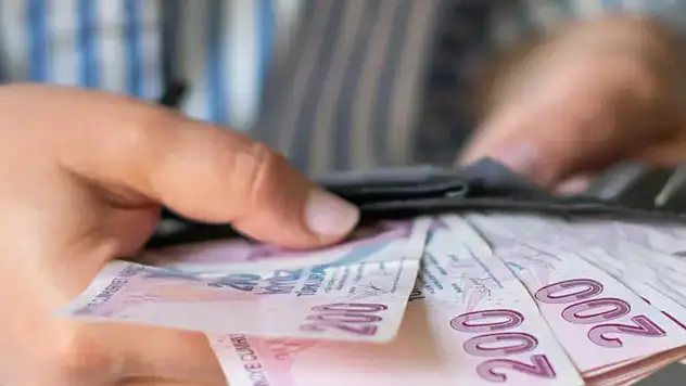 Asgari Ücrette Üçüncü Toplantıyı Beklerken Zam Senaryoları