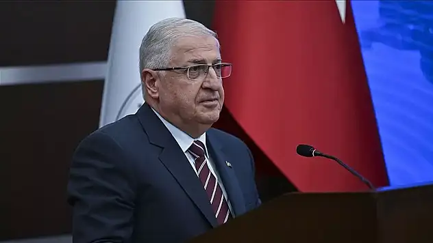 Bakan Güler, Pençe-Kilit Harekat bölgesindeki son duruma ilişkin bilgi aldı