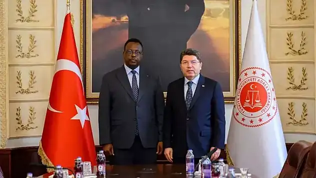 Bakan Tunç Somali Adalet Bakanı Sheikhali İle Görüştü