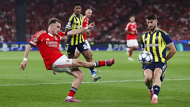 Benfica, Kerem Aktürkoğlu'nun Fenerbahçe'ye transferini duyurdu