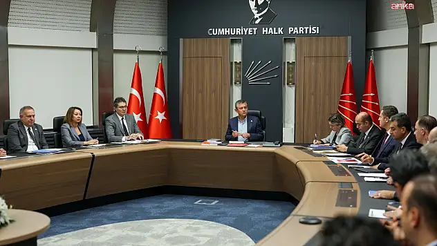 CHP'nin Olağanüstü Kurultaylarının iptal davası devam ederken CHP MYK toplandı