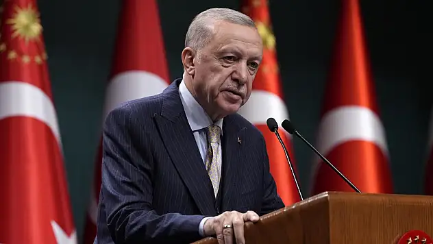Cumhurbaşkanı Erdoğan A Milli Takım Futbolcularını Tebrik Etti