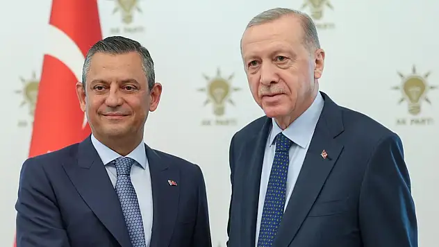 Cumhurbaşkanı Erdoğan'dan Özgür Özel'e 1 milyon TL'lik tazminat davası