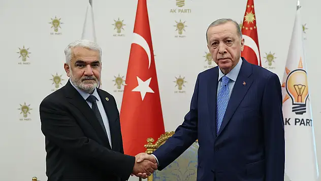 Cumhurbaşkanı Erdoğan, HÜDA PAR Genel Başkanı Yapıcıoğlu'nu kabul etti