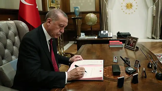 Cumhurbaşkanı Erdoğan'ın imzasıyla 7 üniversiteye rektör atandı
