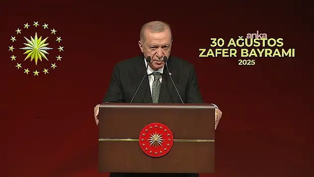Cumhurbaşkanı Erdoğan 'Kimseyi dışlamadan, kucaklayıcı bir anlayışla millet için çalışmaya devam edeceğiz'