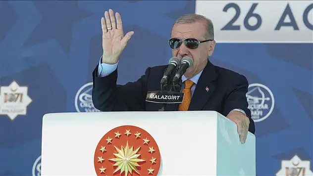 Cumhurbaşkanı Erdoğan, Malazgirt Zaferi yıldönümünde konuştu: Yönünü Ankara'ya ve Şam'a dönenler kazanacak