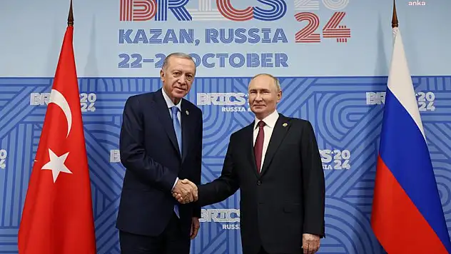 Cumhurbaşkanı Erdoğan Putin'le Alaska Zirvesi Hakkında Görüştü