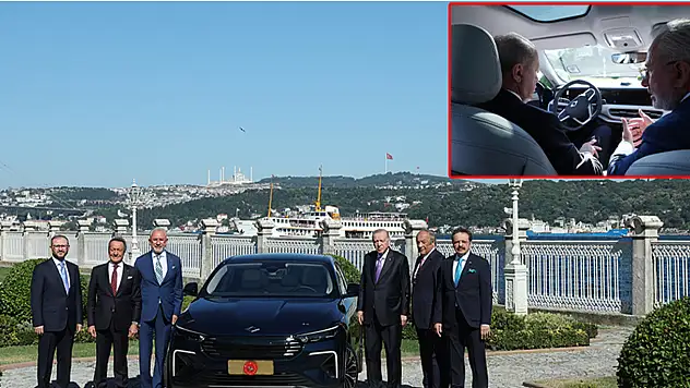 Cumhurbaşkanı Erdoğan Togg'un Yeni Modeli T10F'yi Test Etti