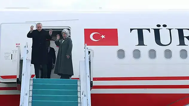 Cumhurbaşkanı Erdoğan, Türkmenistan'a gitti