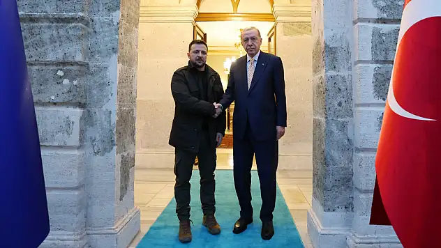 Cumhurbaşkanı Erdoğan, Ukrayna Cumhurbaşkanı Zelenski ile Dolmabahçe'de