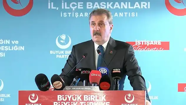 Destici: Yunanistan şunu unutmasın, terörist ve Siyonist İsrail sizi kurtaramaz