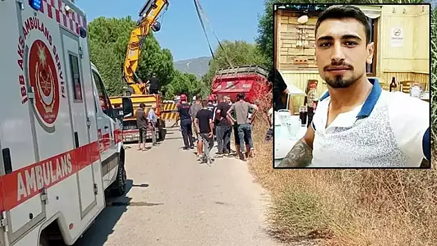 Devrilen traktörünün altında kalıp, öldü