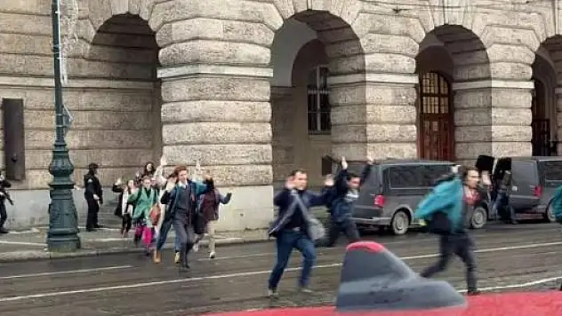 Dışişleri Bakanlığı açıkladı: Çekya'daki saldırıda zarar gören Türk vatandaşı yok