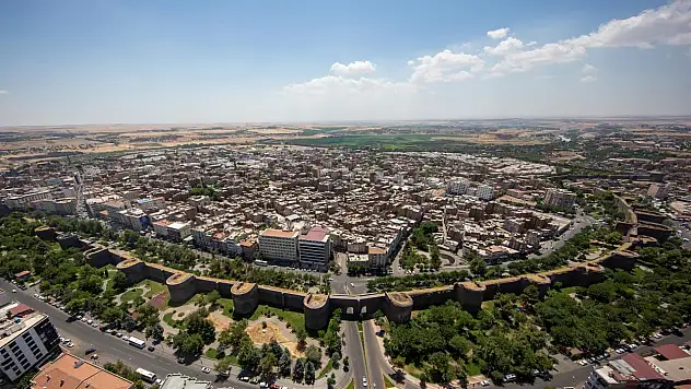 Diyarbakır'a Girişler Yasaklandı!
