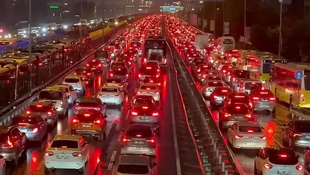 Dünyanın En Kötü Trafiğine Sahip Şehirleri Açıklandı