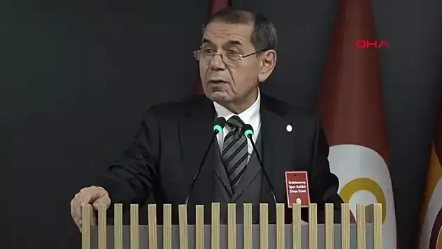 Dursun Özbek sanki birileri, düğmeye basmış