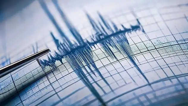 Ege Denizi'nde 4.2 ve 4.5 büyüklüğünde deprem!