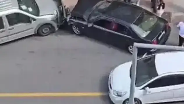 Ehliyetini 21 gün önce aldı: Hamile kadına çarptı