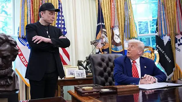 Elon Musk Trump'ın azledilmesi çağrısında bulundu! Musk'tan kritik açıklama