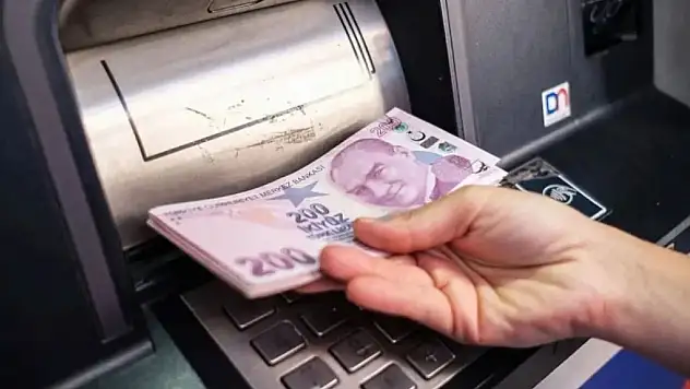 En Düşük Emekli Maaşını 20 Bin Liraya Çıkaran Düzenleme Resmi Gazete'de