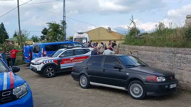 Eşini önce bıçakladı, sonra tüfekle öldürdü