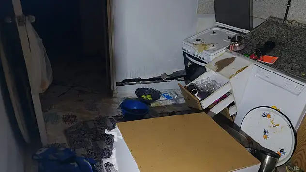 Evin Mutfağı Çöktü! Bina Boşaltılıp Mühürlendi