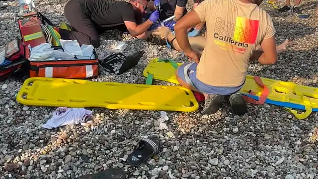 Falezlerden ölümüne atlayış! Müdahale anı kamerada