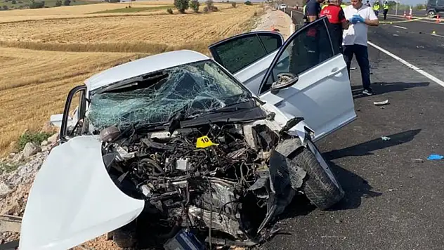 Feci kazada 2 kişi  öldü, 2 kişi ağır yaralı