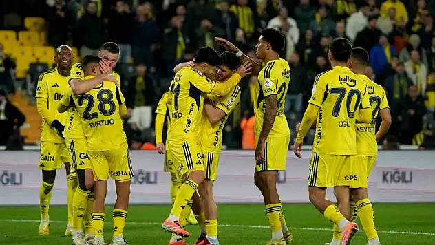Fenerbahçe'den Konyaspor karşısında 4 Gollü Galibiyet