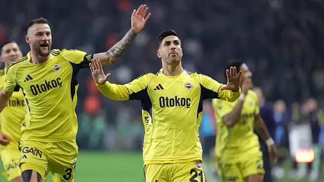 Fenerbahçe  Kocaelispor'u İki Golle Geçti