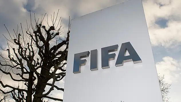 FIFA, ilave transfer dönemi talebini reddetti