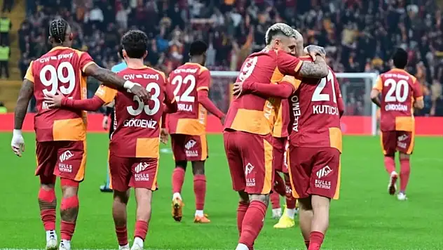 Galatasaray kupada İstanbulspor'a 3 attı