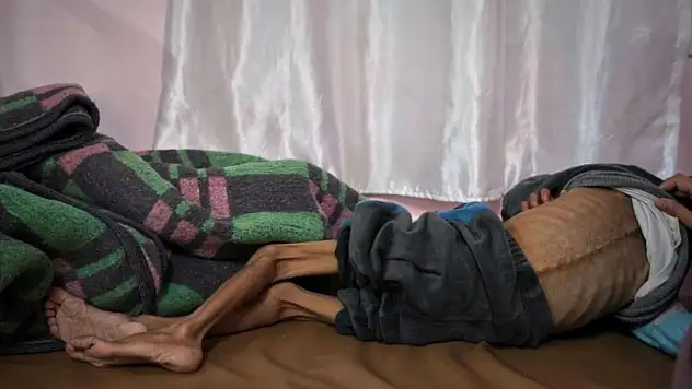 Gazze'de son 24 saatte 3'ü çocuk 9 kişi daha açlıktan öldü!