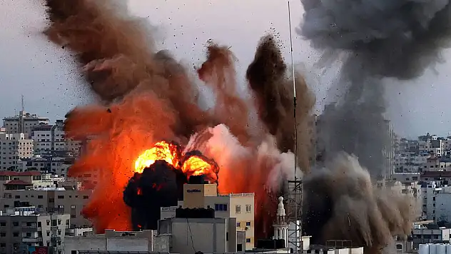 Gazze'ye atılan bomba miktarı 53 bin ton