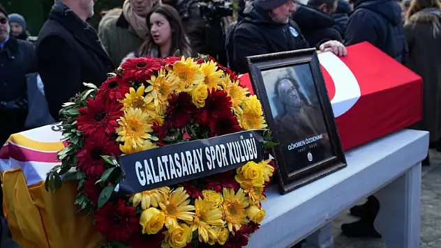 Gökmen Özdenak son yolculuğuna uğurlandı