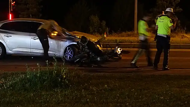 Göz Göre Göre Ezdi Geçti! Motosikletteki İki Kişi Hayatını Kaybetti