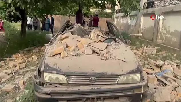 Hindistan'ın Vurduğu Pakistan'daki Hasar Görüntülendi