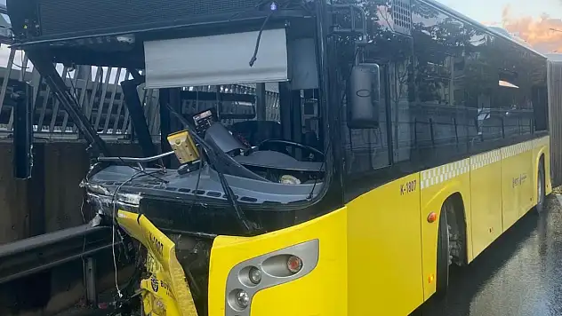 İETT otobüsü kaza yaptı: Şoför alkollü çıktı!