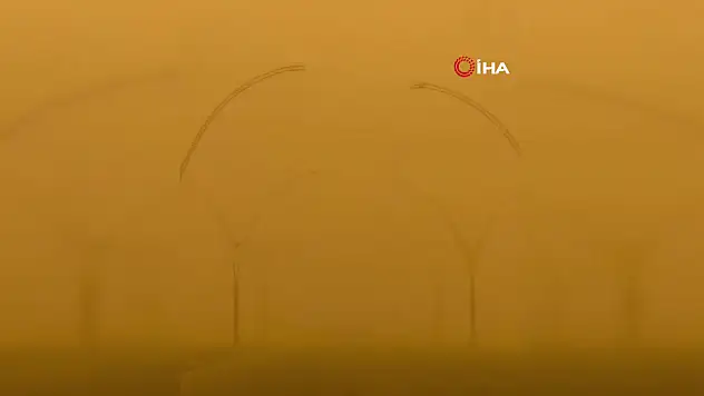 Irak'ı kum fırtınası vurdu