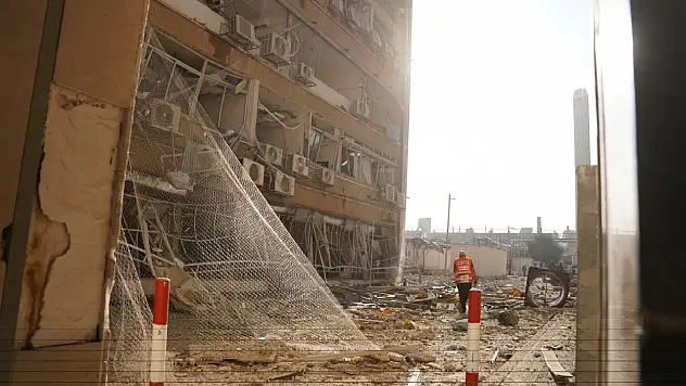 İran'ın füzesi İsrail'de bir hastaneye düştü! İşte saat saat İsrail ve İran'da yaşananlar