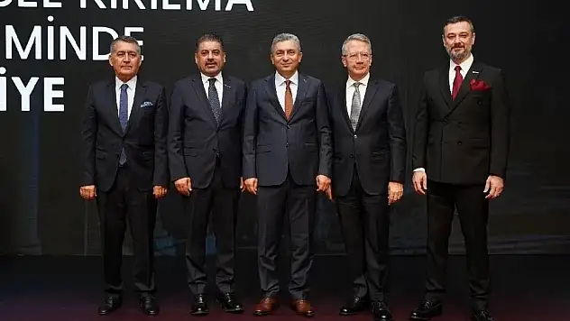 İş dünyasından iktidara çağrı: Asgari ücret bölgesel olarak belirlensin