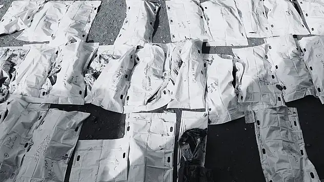 İsrail'in Gazze'ye SaldırılarındaCan Kaybı 70 Bin 369'a Yükseldi