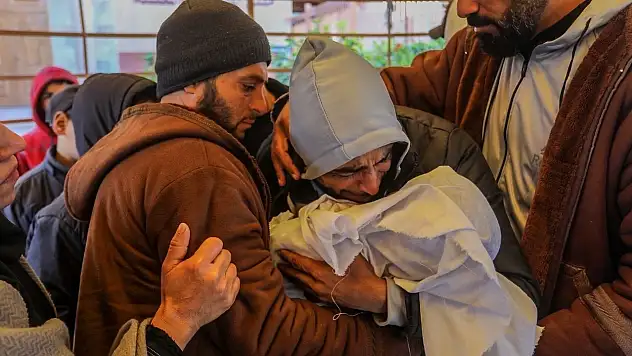 İsrail'in, Gazze'ye Saldırılarında Can Kaybı 71 Bin 269'a Yükseldi