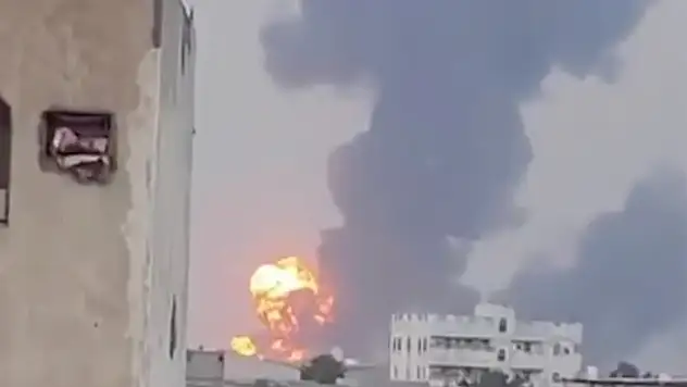 İsrail ordusu Lübnan'ın güneyinde iki bölgeye saldırdı!